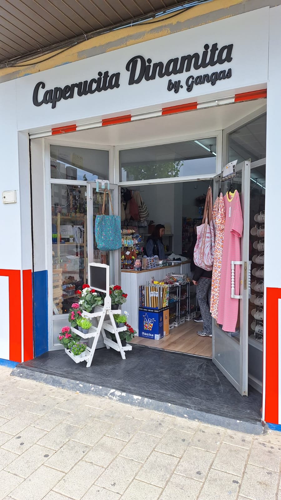 Entrada de la tienda